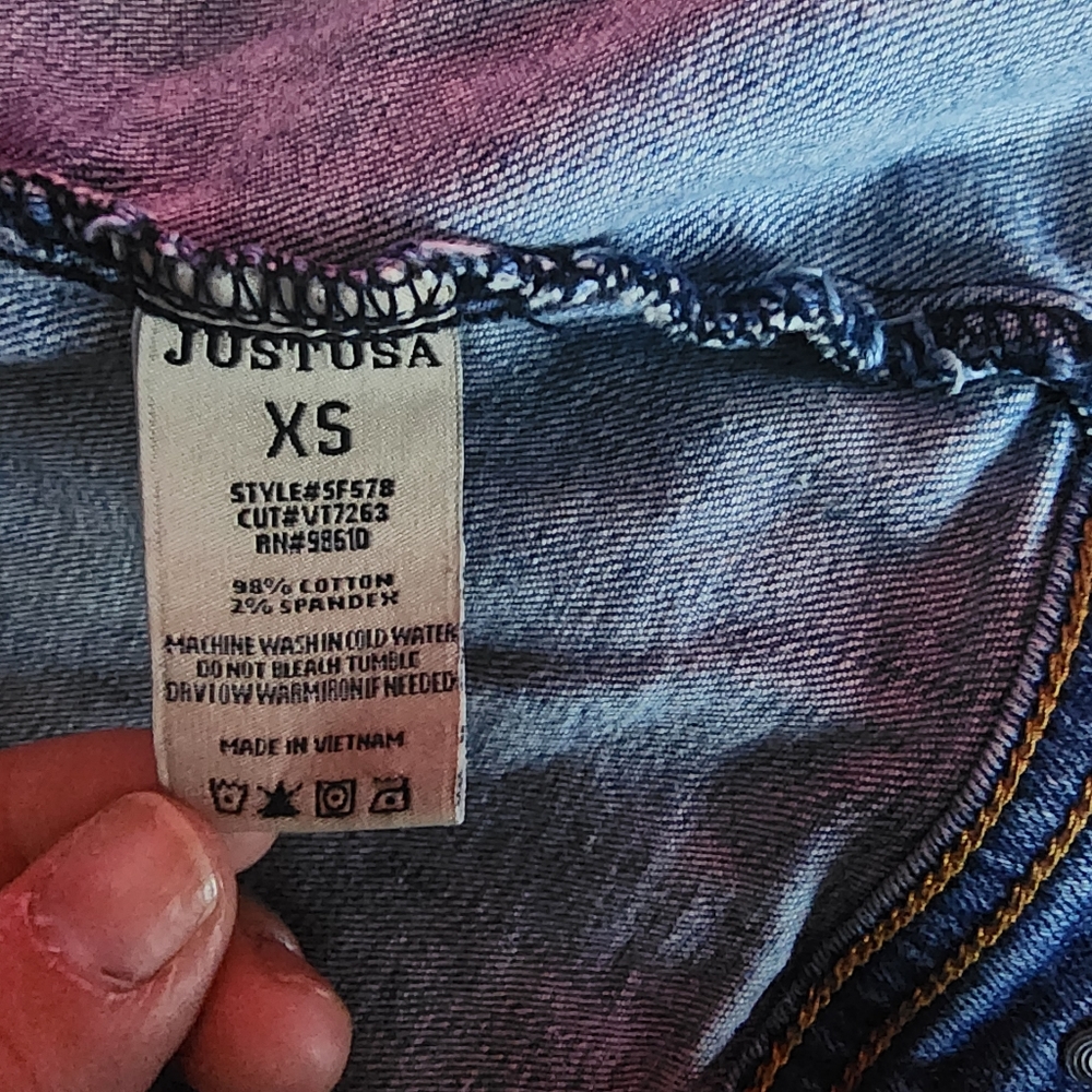Jean jacket - Picture 7 of 7